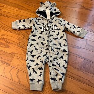 Gap Size 3-6 Months coverall fleece lined hoodie NWT